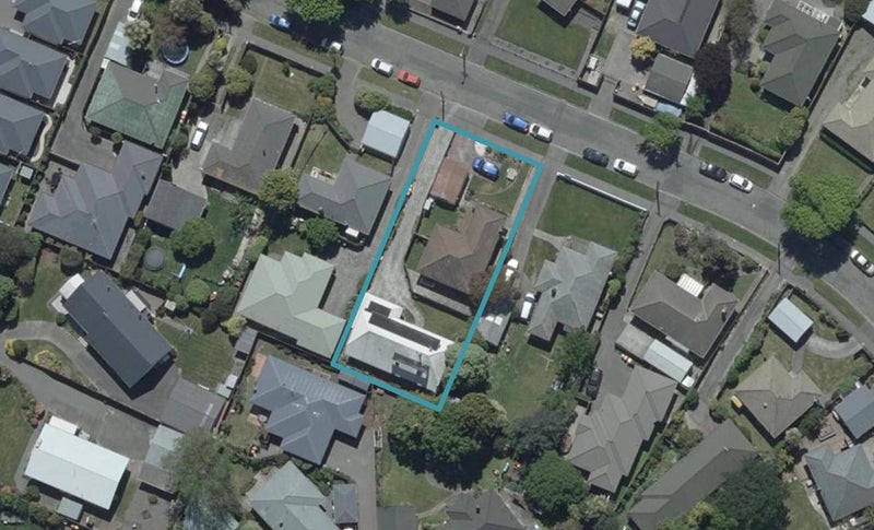 2/25 Pinehurst Crescent, Russley, Christchurch - Carousel 1