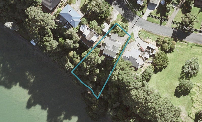11 Ferry Road, Wade Heads, Whangaparaoa - Carousel 1