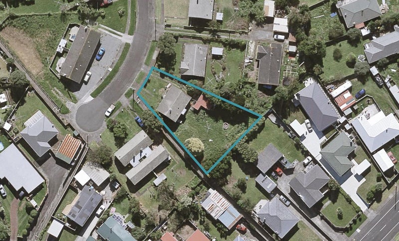 15 Tumai Street, Spotswood, New Plymouth - Carousel 1