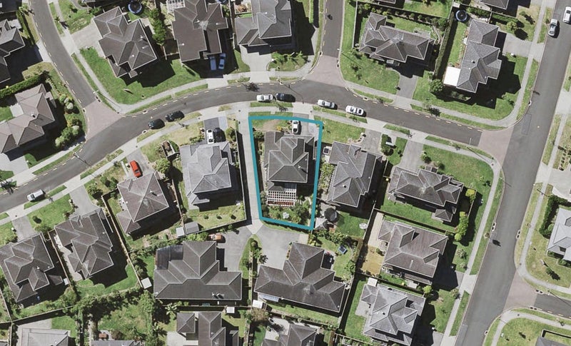 15 Kaitune Drive, Flat Bush, Auckland - Carousel 1