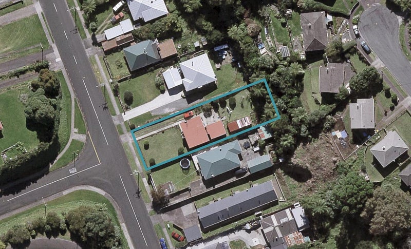 41 Seaview Road, Marfell, New Plymouth - Carousel 1
