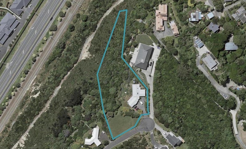 11 Countryridge Close, Paraparaumu, Paraparaumu - Carousel 1