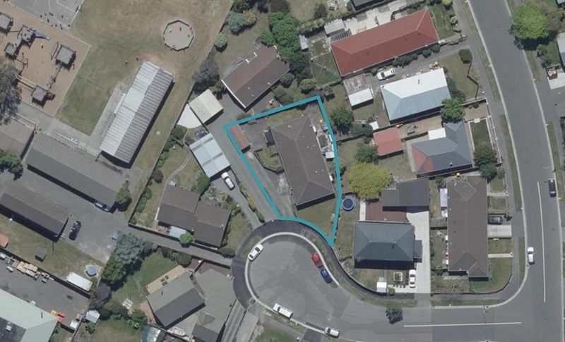 2/6 Portnall Place, Parklands, Christchurch - Carousel 1