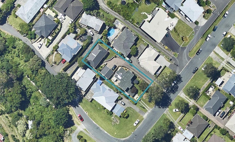 207A Edgecumbe Road, Tauranga South, Tauranga - Carousel 1