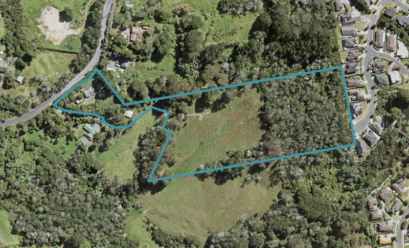118 Simpson Road, Henderson Valley, Auckland - Carousel 1