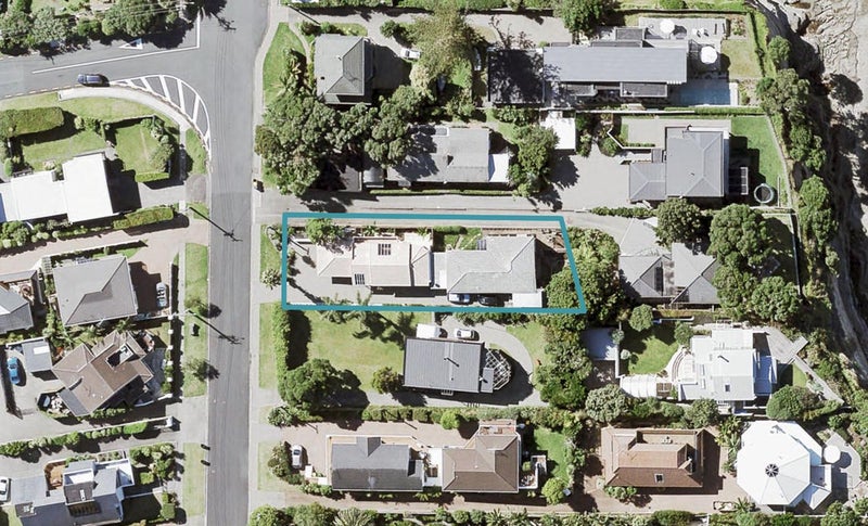 2/51 Rothesay Bay Road, Rothesay Bay, Auckland - Carousel 1