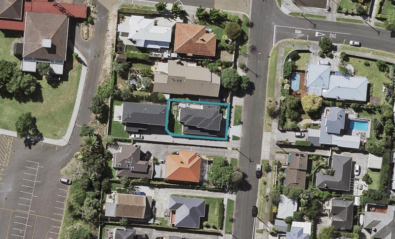 46B Temple Street, Meadowbank, Auckland - Carousel 1