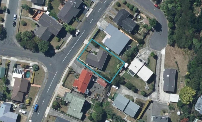 43 Tweed Road, Papakowhai, Porirua - Carousel 1