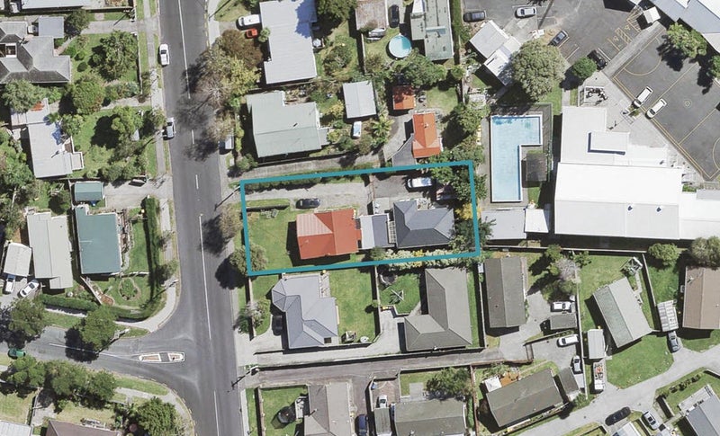 2/22 Ranui Station Road, Ranui, Auckland - Carousel 1