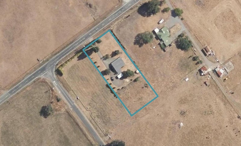 621 Lake Ferry Road, Martinborough - Carousel 1