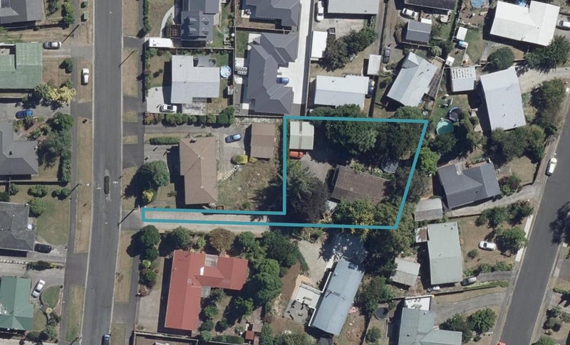 28 Thomson Avenue, Dinsdale, Hamilton - Carousel 1