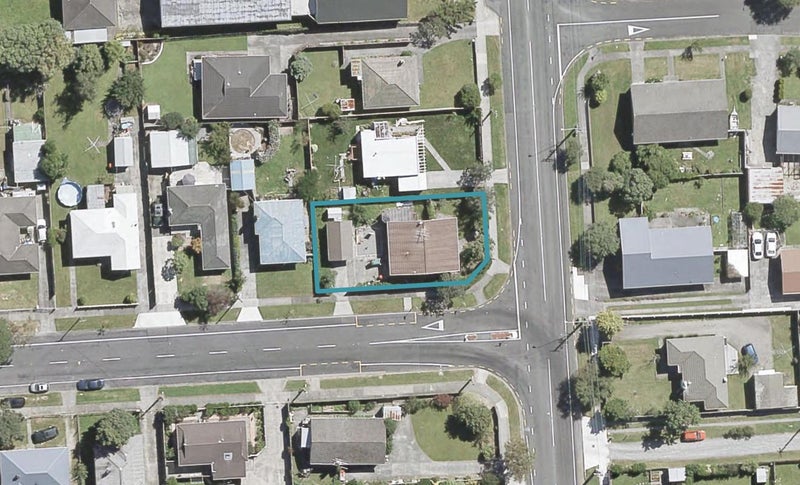 354 Stokes Valley Road, Stokes Valley, Lower Hutt - Carousel 1