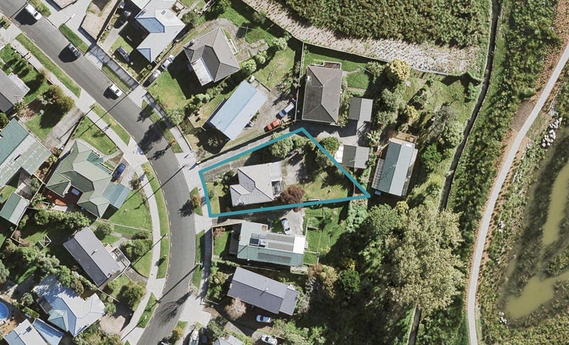 118 Methuen Road, New Windsor, Auckland - Carousel 1