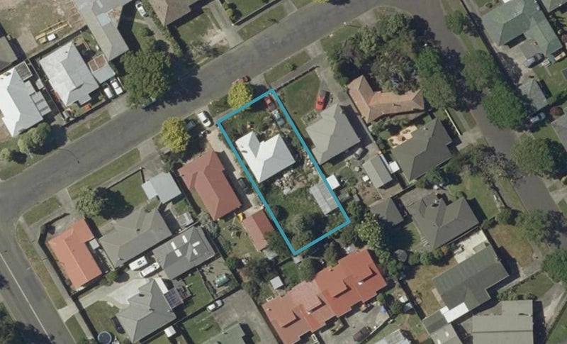 6 Liverpool Street, Takaro, Palmerston North - Carousel 1