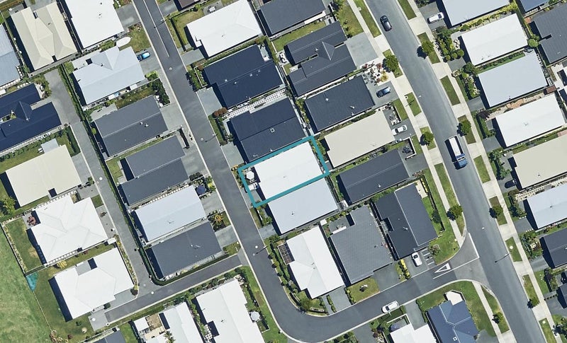 8 Jacob Street, Brookfield, Tauranga - Carousel 1