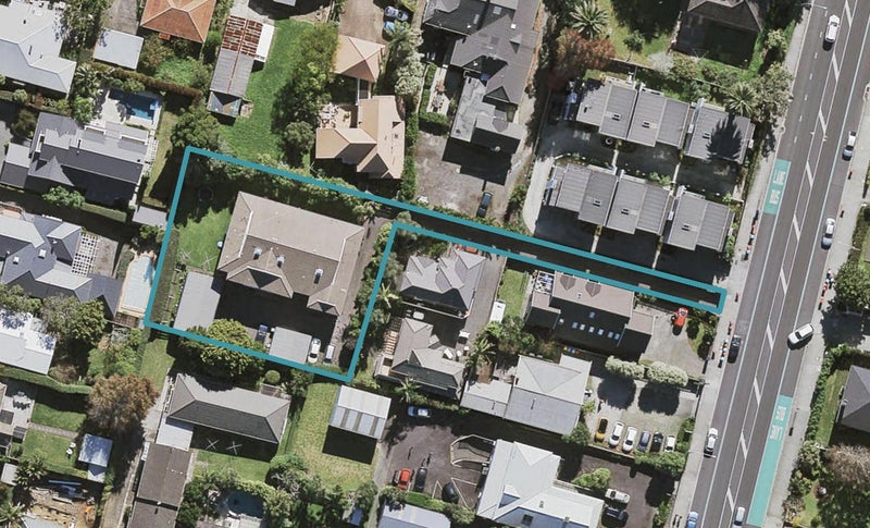 2/0 Mount Eden Road, Mount Eden, Auckland - Carousel 1