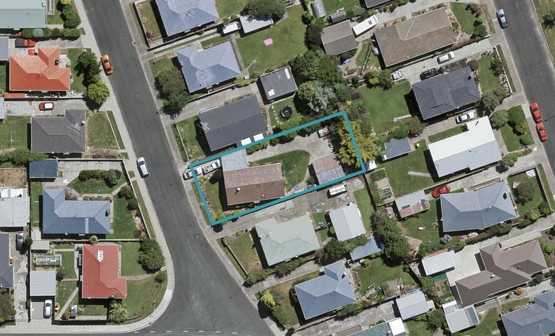 5 Roseburn Place, Hargest, Invercargill - Carousel 1