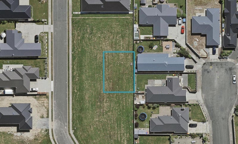 95 Hoffman Court, Waikiwi, Invercargill - Carousel 1