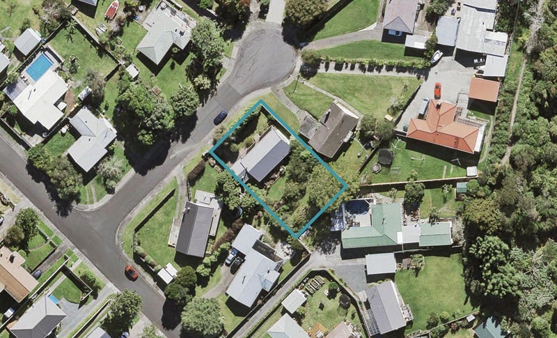 3 Packham Place, Beach Haven, Auckland - Carousel 1