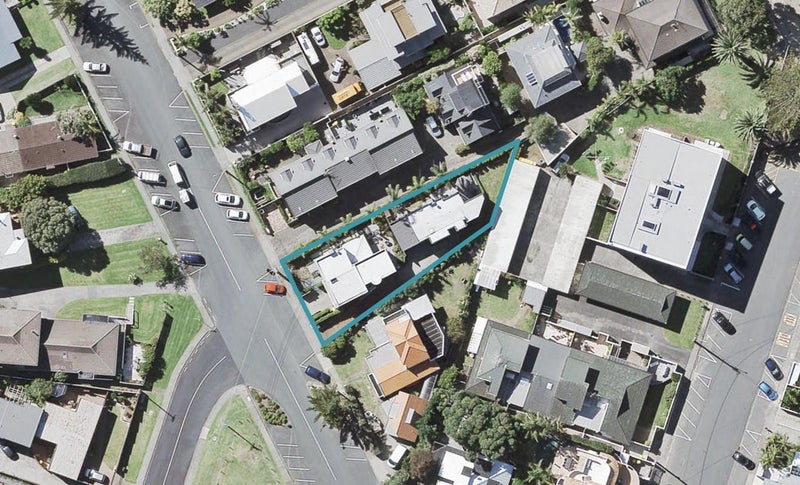 1/3 Craig Road, Milford, Auckland - Carousel 1