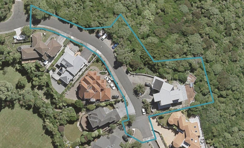 21 George Gee Drive, Korokoro, Lower Hutt - Carousel 1