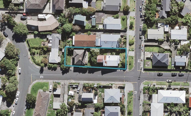 73 Fourth Avenue, Morningside, Auckland - Carousel 1