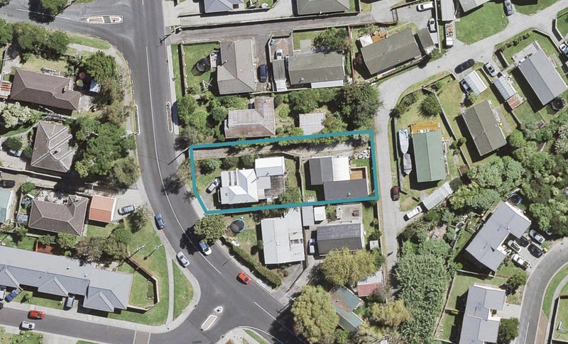 2/30 Ranui Station Road, Ranui, Auckland - Carousel 1