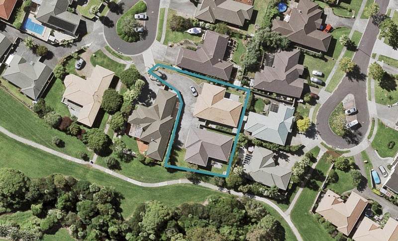 1/32 Glanworth Place, Dannemora, Auckland - Carousel 1