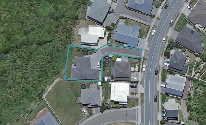 215 Mark Avenue, Grenada Village, Wellington - Carousel 1