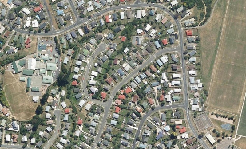 41 Desert Gold Street, Ascot Park, Porirua - Carousel 1