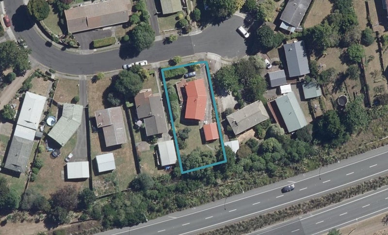 20 Camden Place, Pukete, Hamilton - Carousel 1