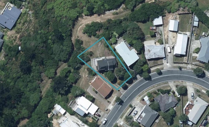 108 Conclusion Street, Ascot Park, Porirua - Carousel 1