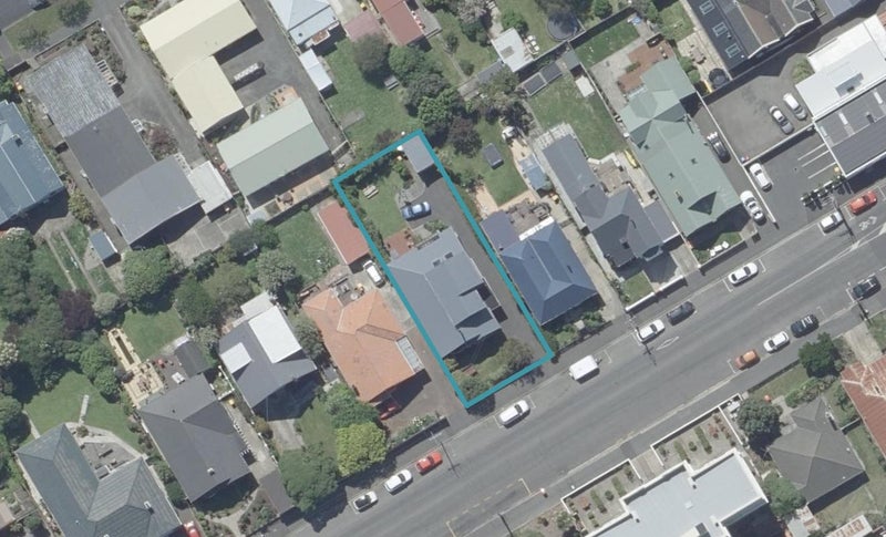 20 Bedford Street, Saint Clair, Dunedin - Carousel 1