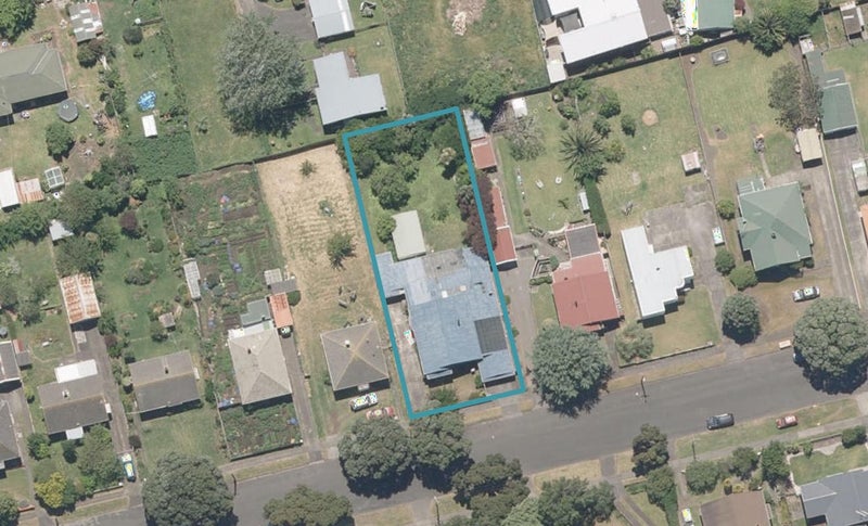 16 Harper Street, Gonville, Whanganui - Carousel 1