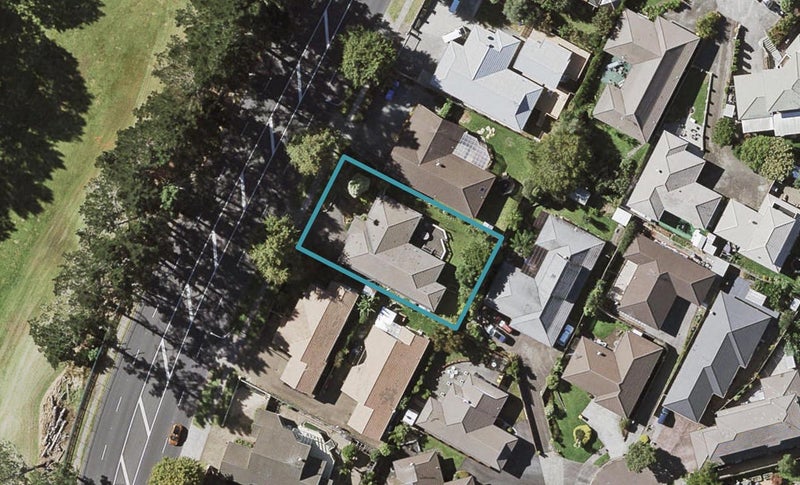 236 Botany Road, Golflands, Auckland - Carousel 1