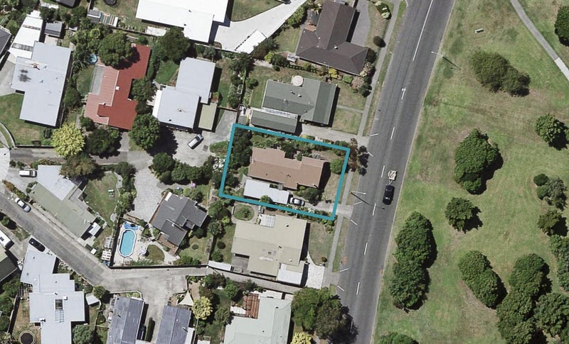 84 York Avenue, Tamatea, Napier - Carousel 1