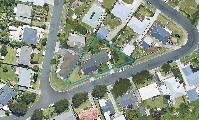 7 Slade Street, Greerton, Tauranga - Carousel 1