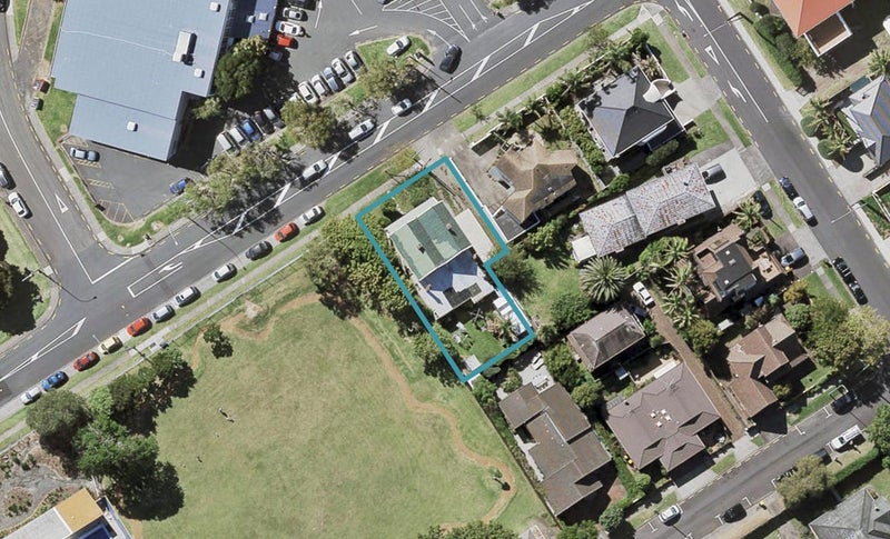 26 Killarney Street, Takapuna, Auckland - Carousel 1
