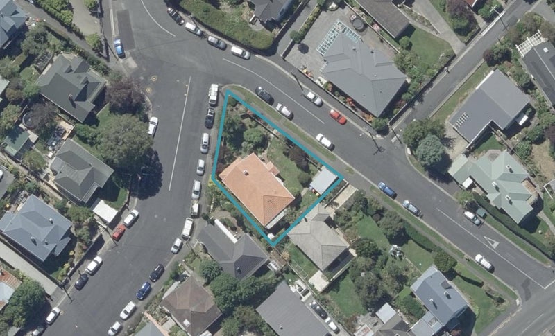 3 Spylaw Street, Maori Hill, Dunedin - Carousel 1