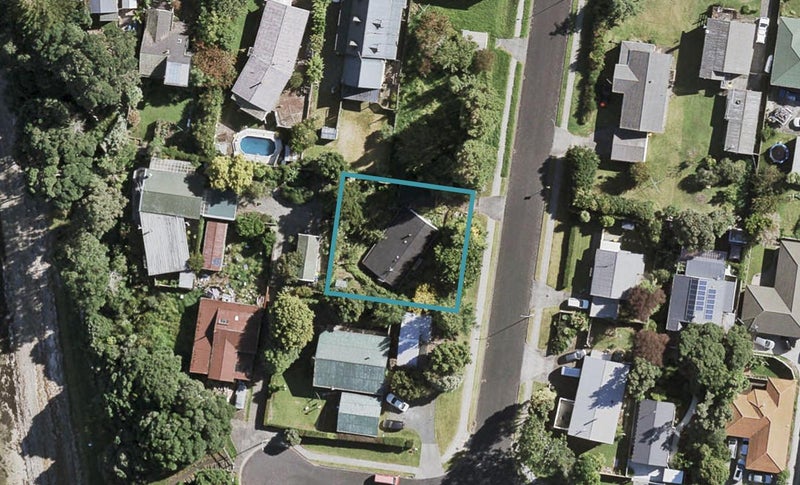4 Beach Road, Weymouth, Auckland - Carousel 1