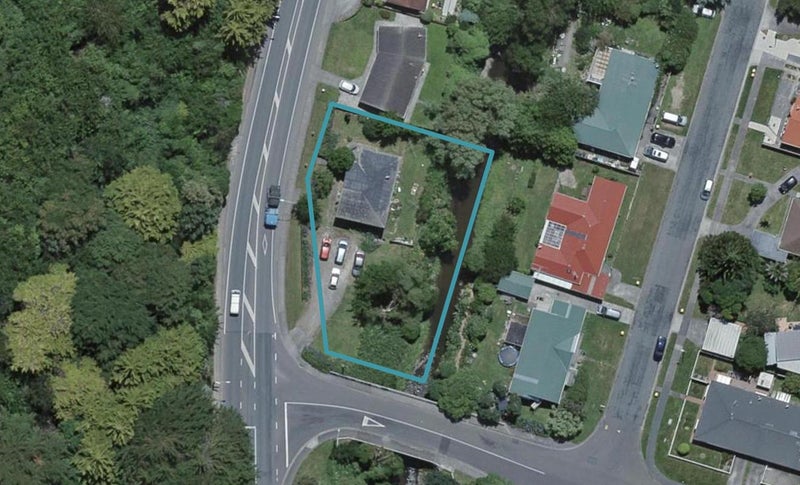 1/292B Main Road, Tawa, Wellington - Carousel 1