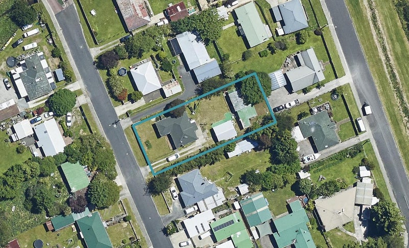 3 Walker Road, Fairy Springs, Rotorua - Carousel 1