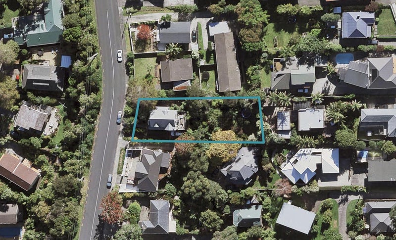 36 Colonial Road, Birkenhead, Auckland - Carousel 1
