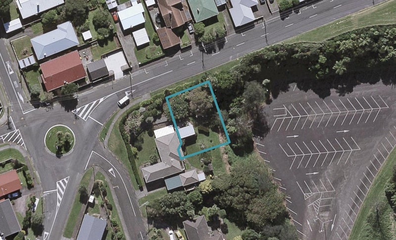 1A Raiomiti Street, Fitzroy, New Plymouth - Carousel 1
