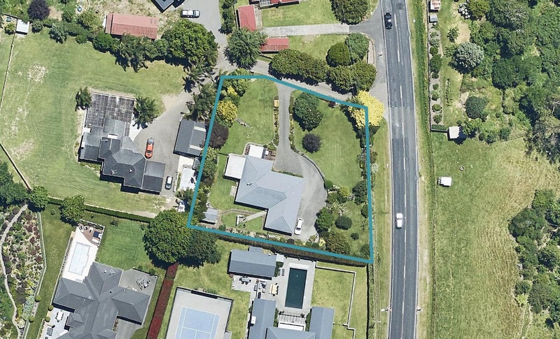 300 Oropi Road, Tauranga - Carousel 1