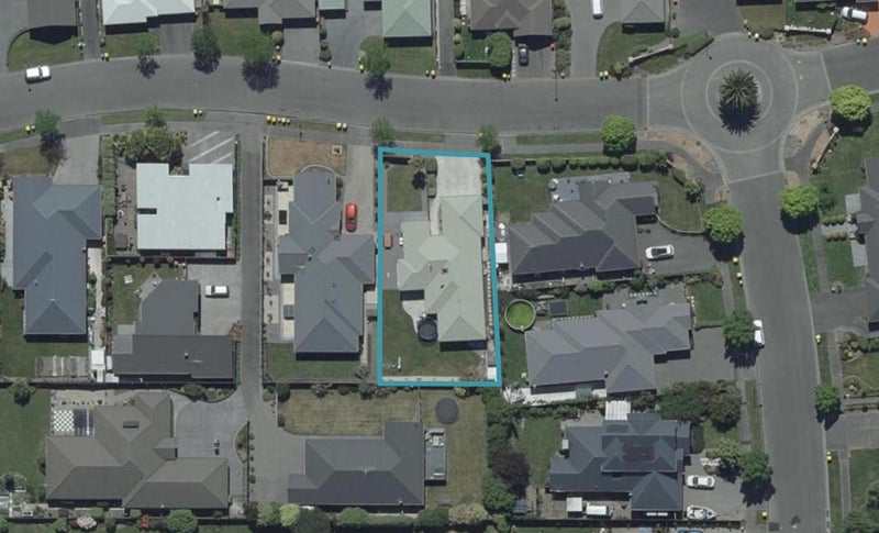 24 Havana Gardens, Shirley, Christchurch - Carousel 1