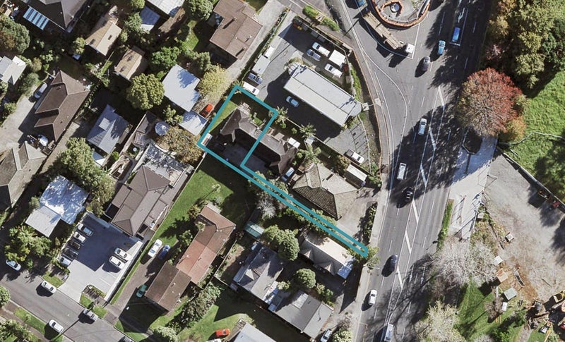 1469B Great North Road, Waterview, Auckland - Carousel 1