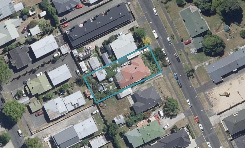 14 Manning Street, Hamilton Central, Hamilton - Carousel 1