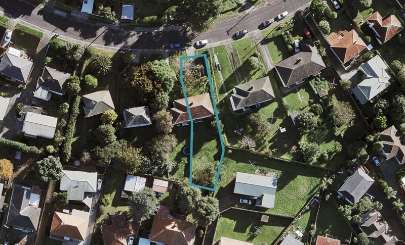 66 Mount Royal Avenue, Mount Albert, Auckland - Carousel 1