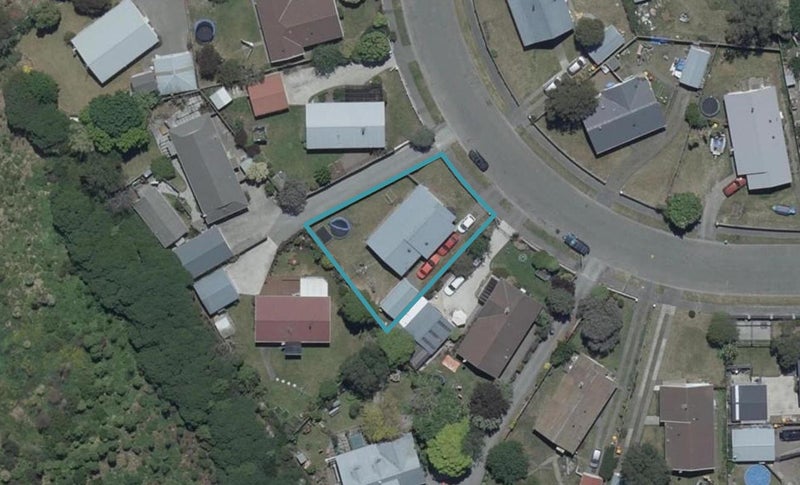 38 Medina Crescent, Parklands, Christchurch - Carousel 1